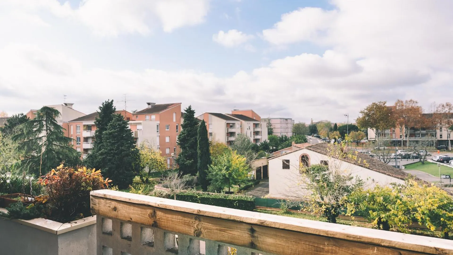 Apartmán Superbe Appartement, 1Min Du Tramway, Parking, A/C Blagnac
