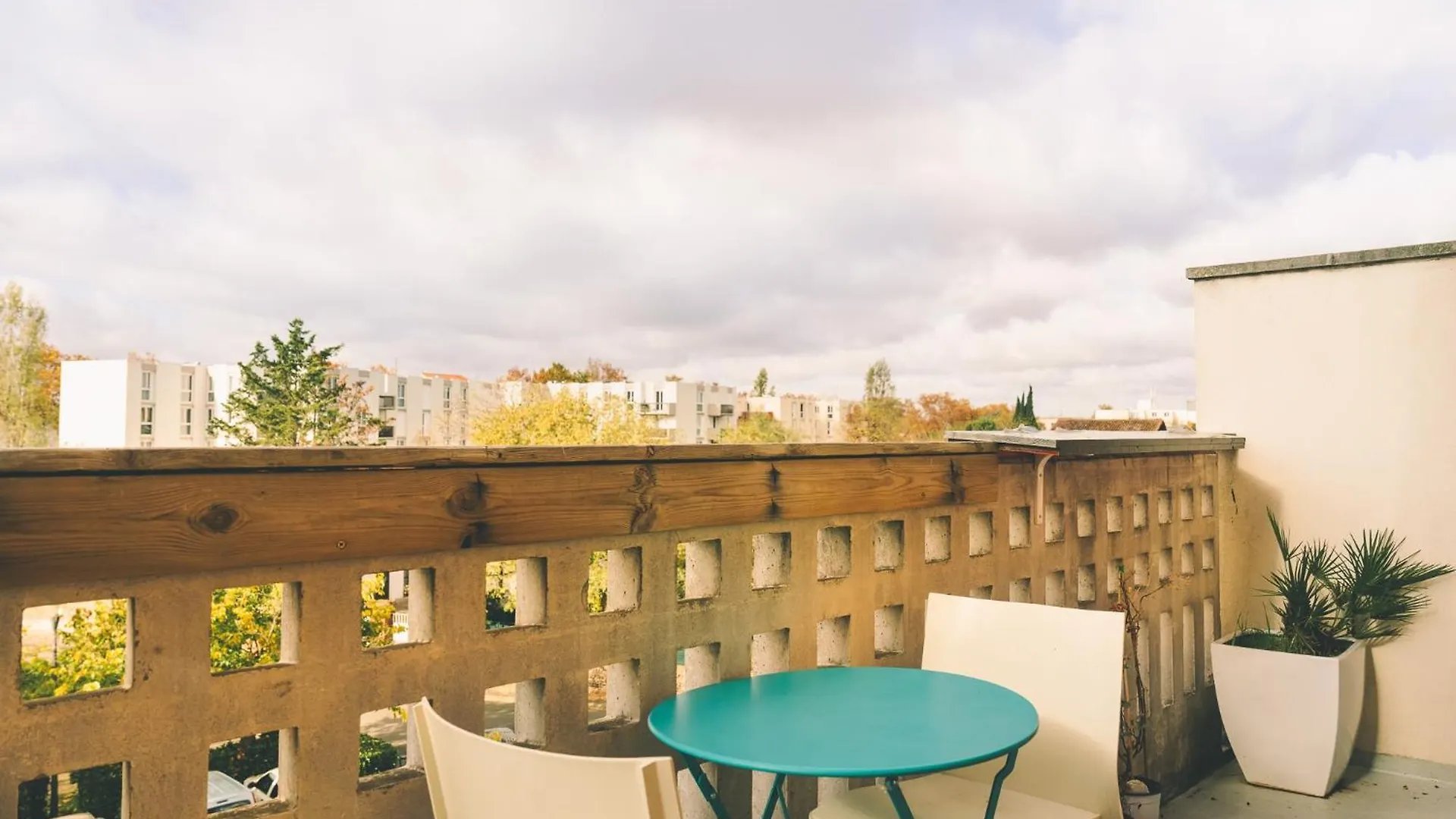 Superbe Appartement, 1Min Du Tramway, Parking, A/C Blagnac Apartmán